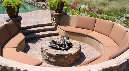 Building a Fire Pit in the Back Yard